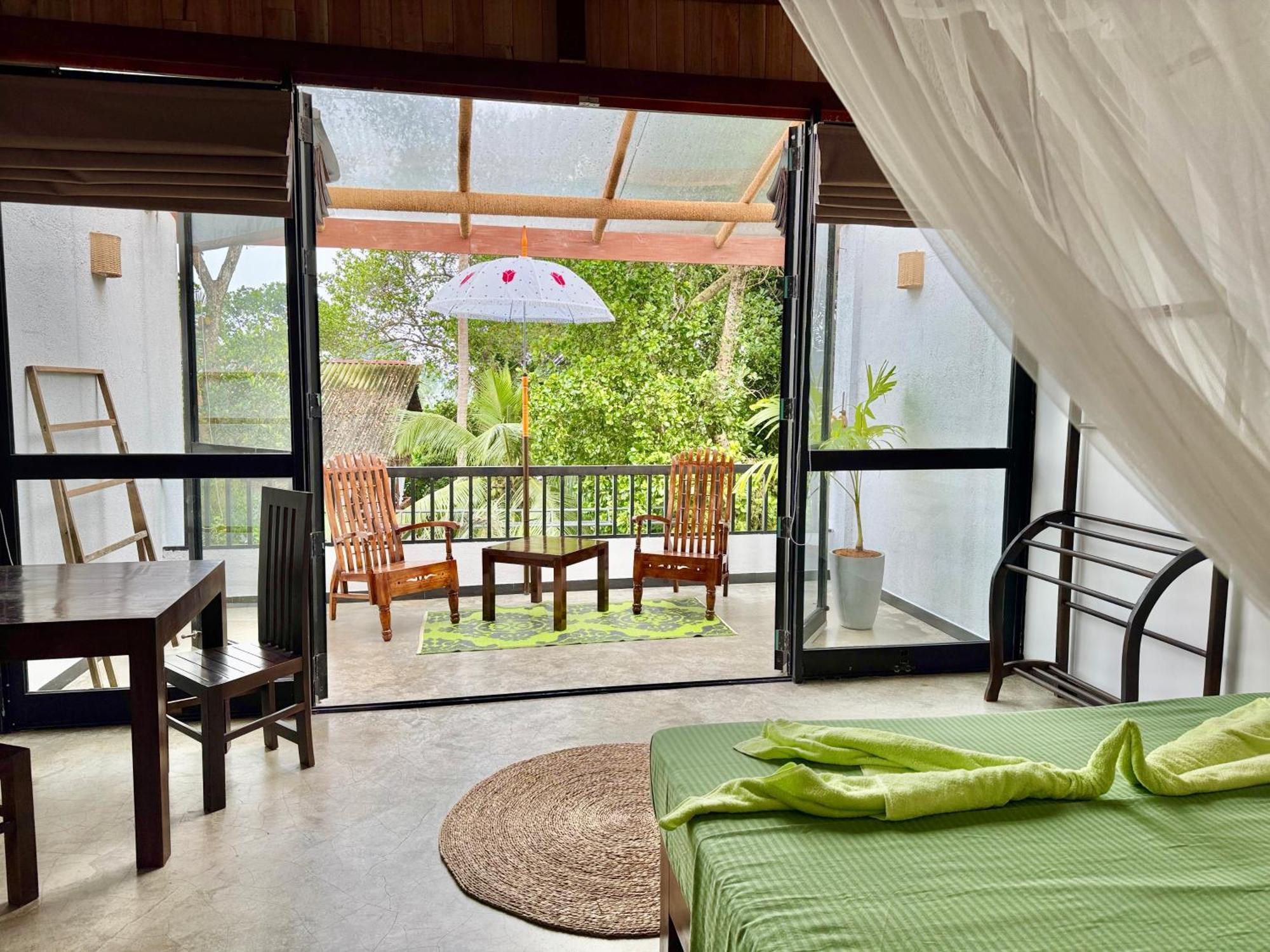 Swastha Ayurveda Villa Hikkaduwa Exterior photo