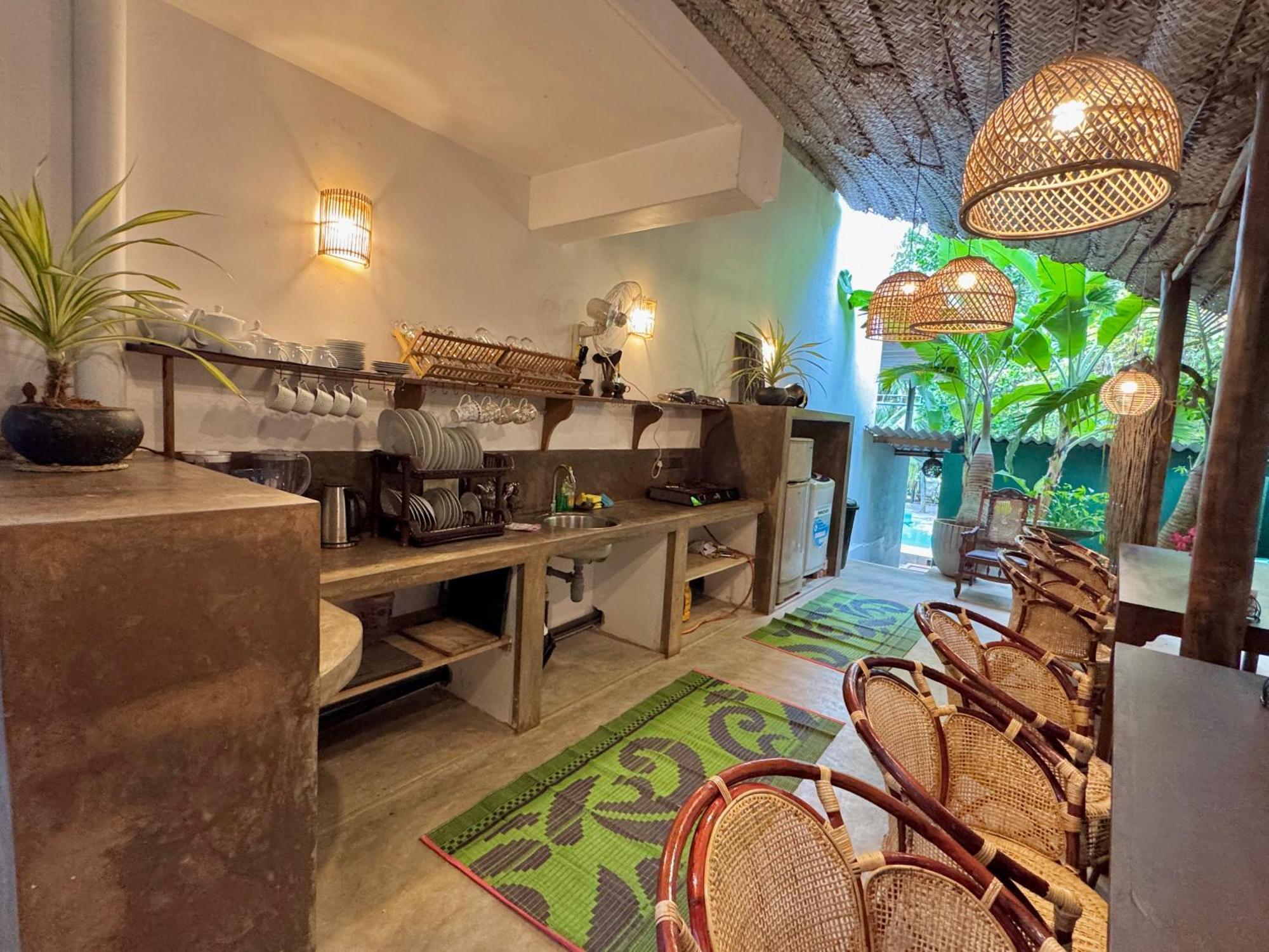 Swastha Ayurveda Villa Hikkaduwa Exterior photo